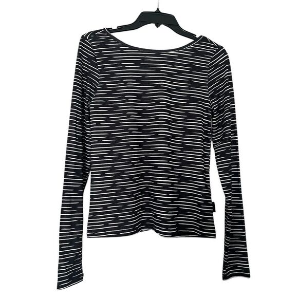 oiselle Tops - Oiselle • NWT Two Timing long sleeve black stripe